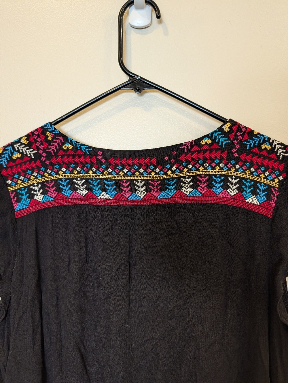 Catherine Malandrino Black Embroidered Geometric V-Neck Shift Dress M - Picture 5 of 6